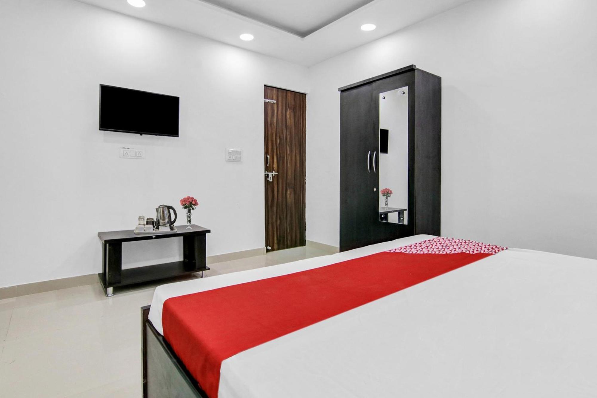 Flagship Hotel Secret Mirage Near Rithala Metro Station New Delhi Eksteriør bilde